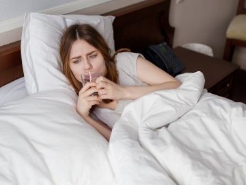 How to Stay Hydrated When Feeling Sick